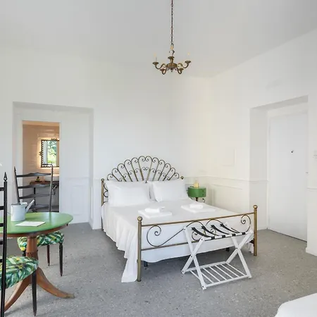 Palazzo Desiderio Apartment Castellammare di Stabia