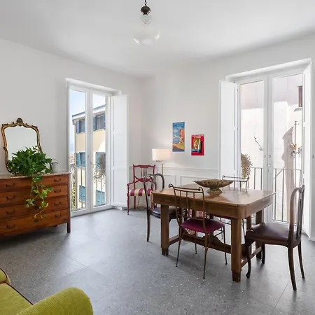 Palazzo Desiderio Apartment Castellammare di Stabia